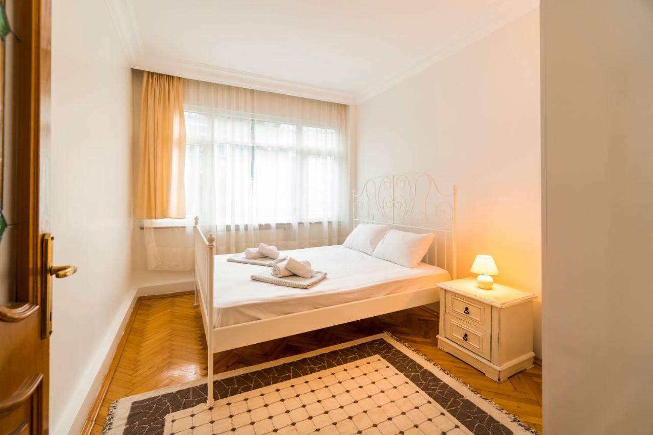 Classy Flat Taksim Apartamento Istambul