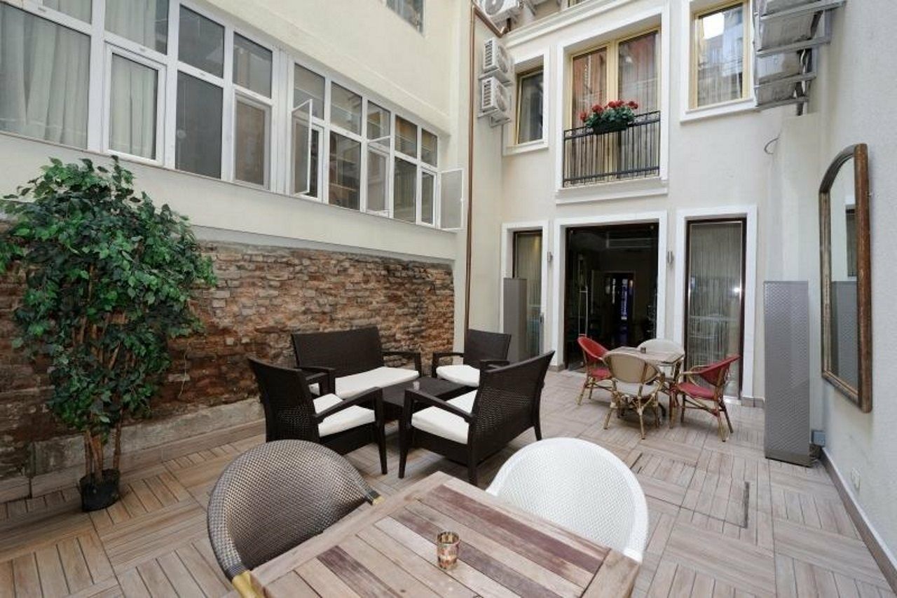 Collage Taksim Otel 3*
