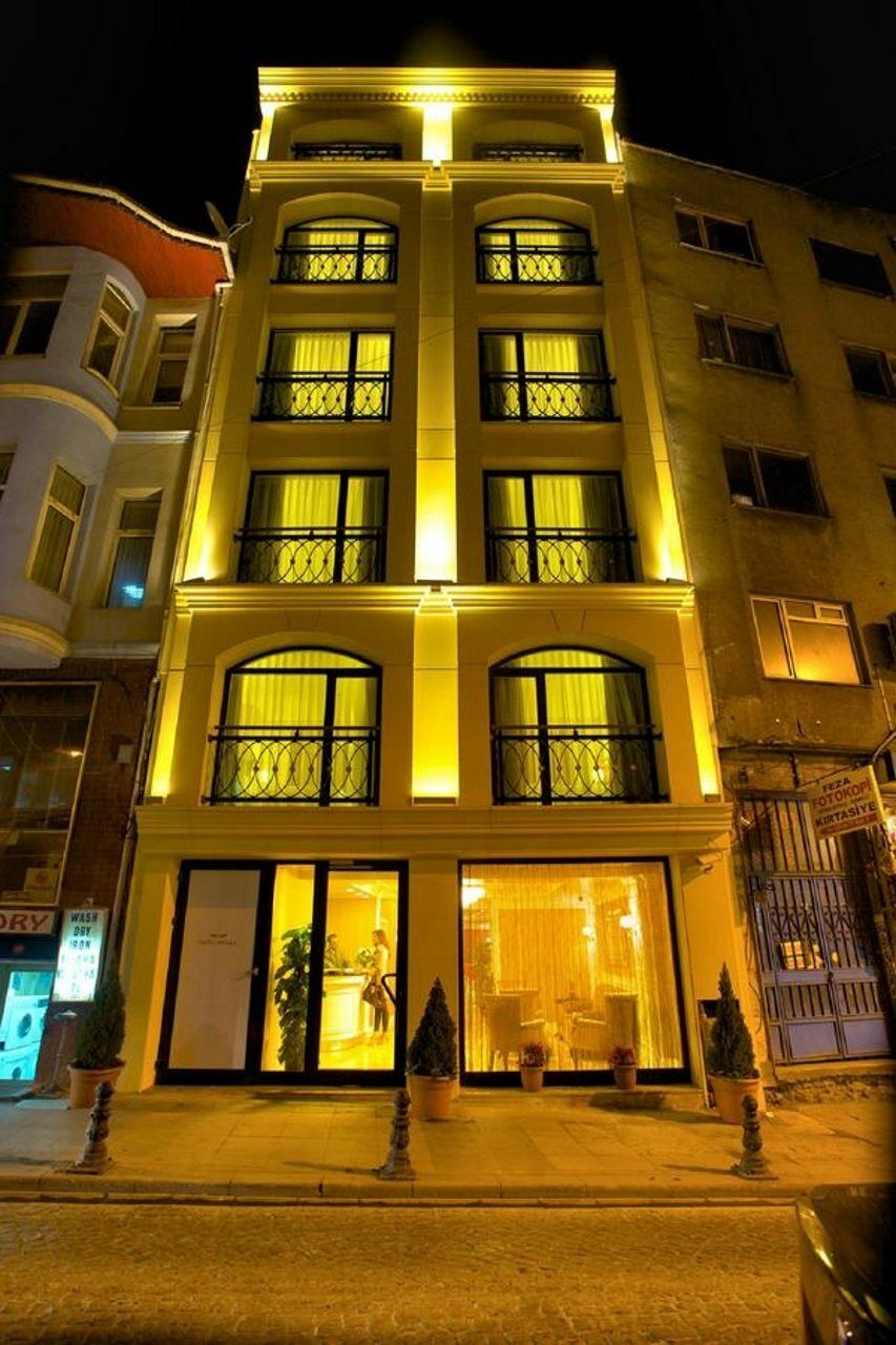 Perula & Hotel 3*
