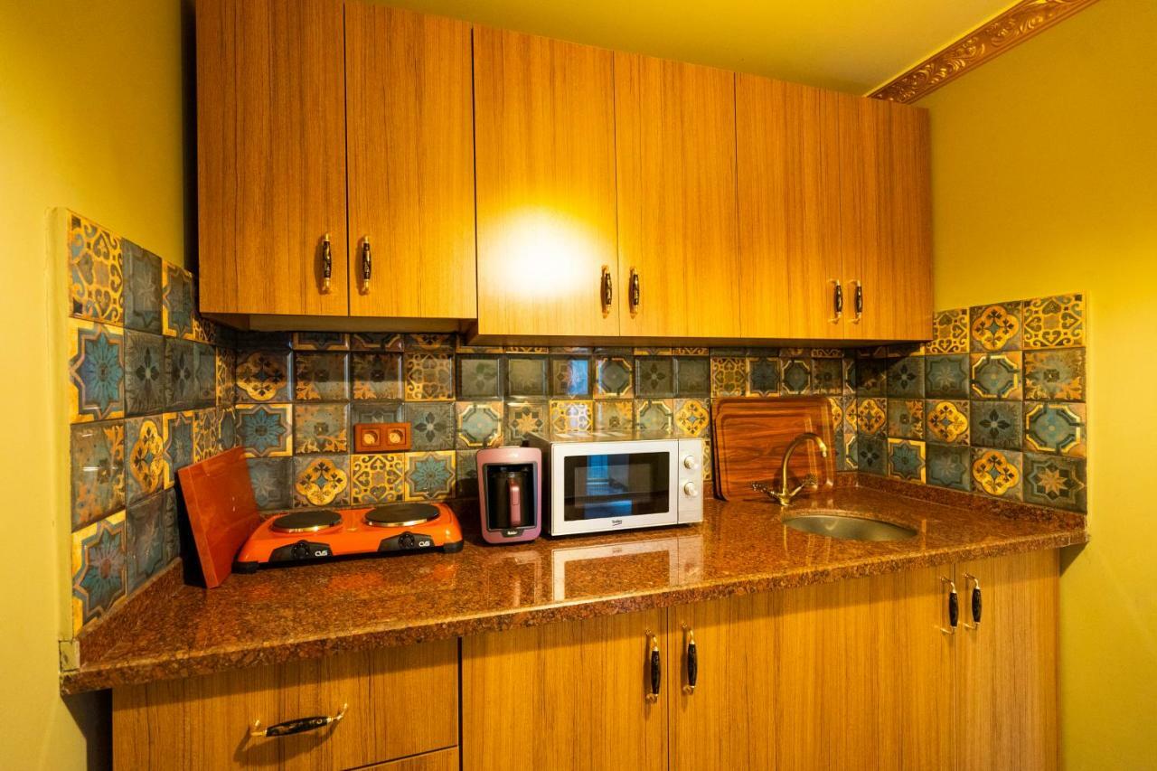 Ottoman Design *
