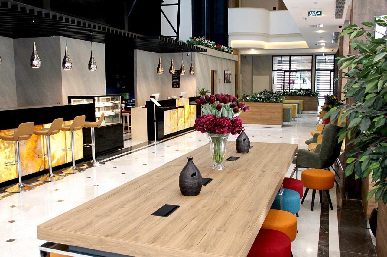 Ramada Encore By Wyndham Basin Express 4*
