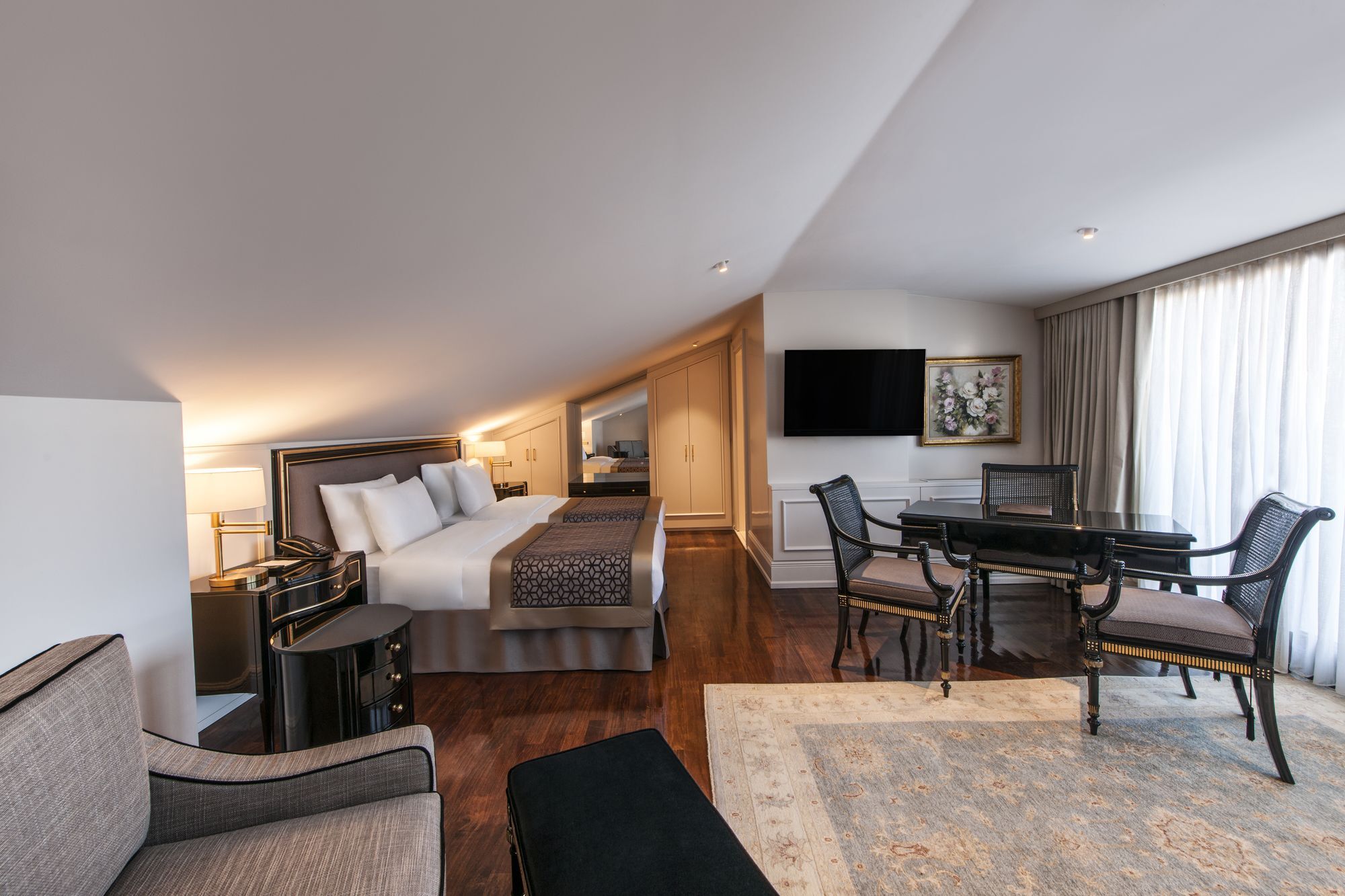 1890 Hotel 5*