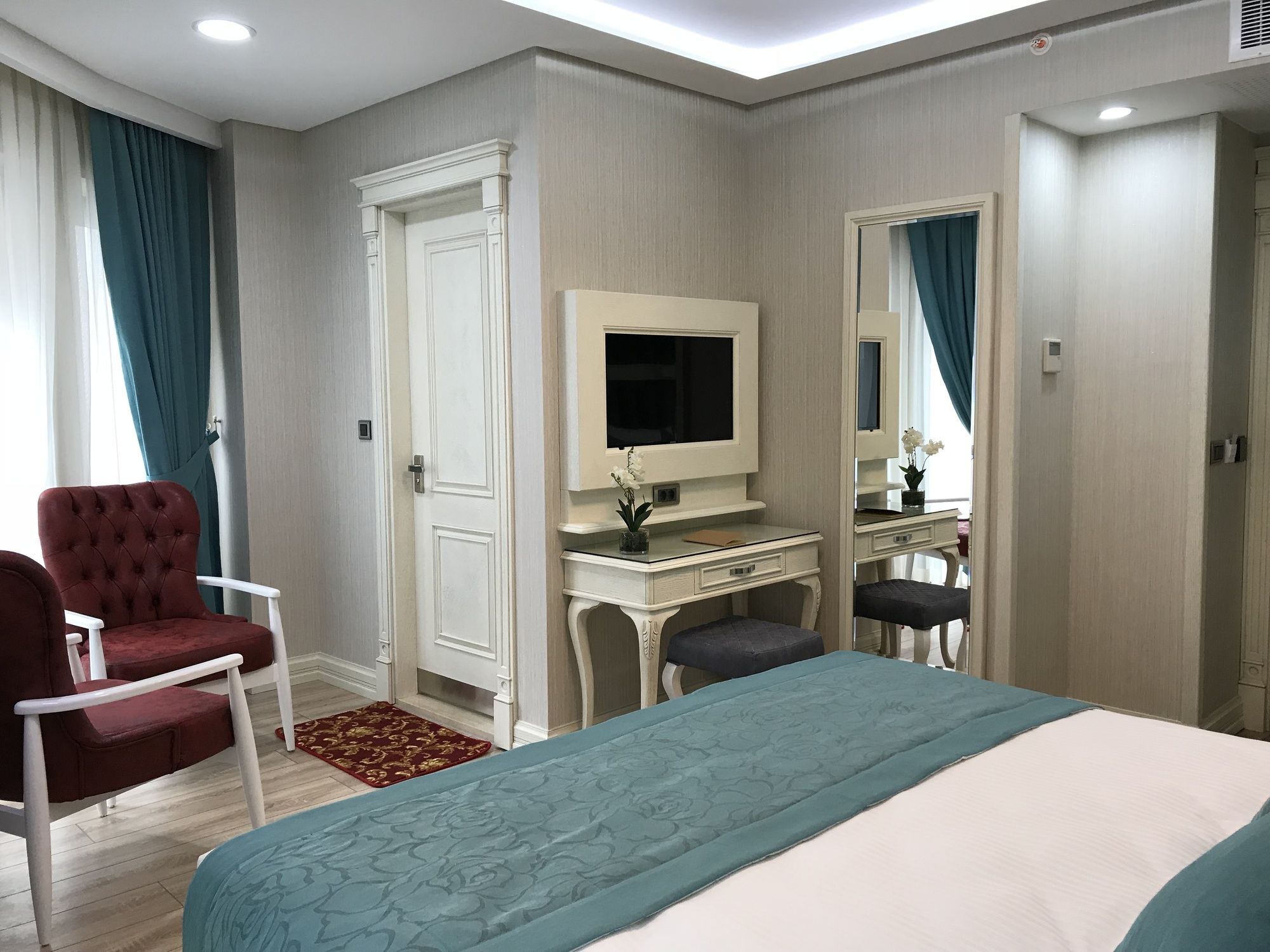Novelty Otel 5*