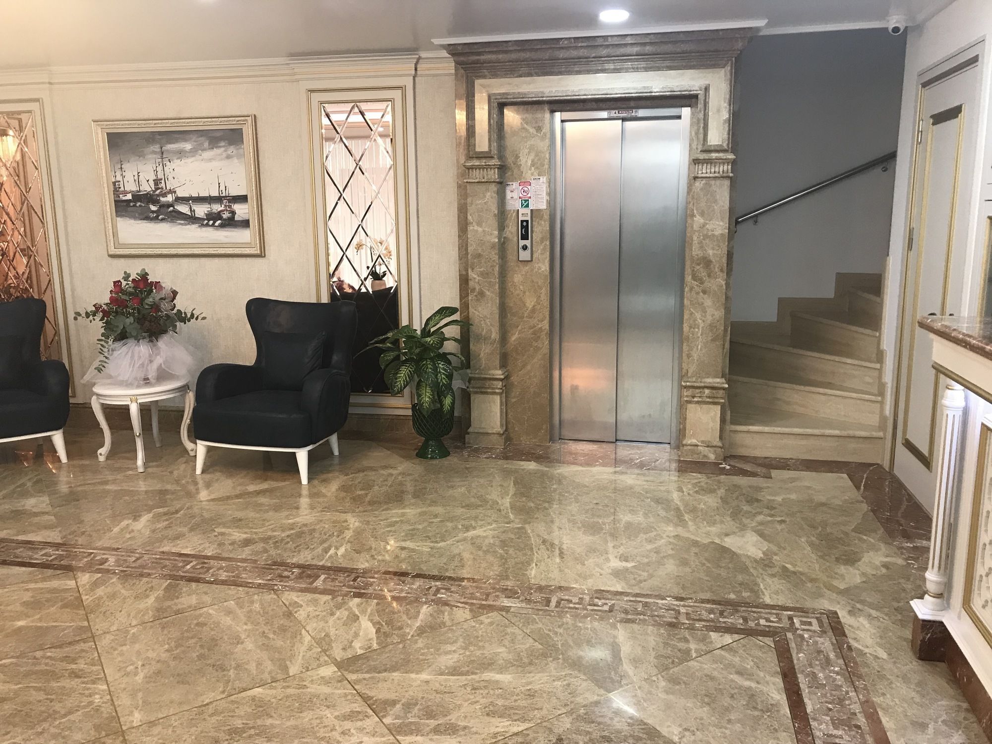 Otel Novelty 5*