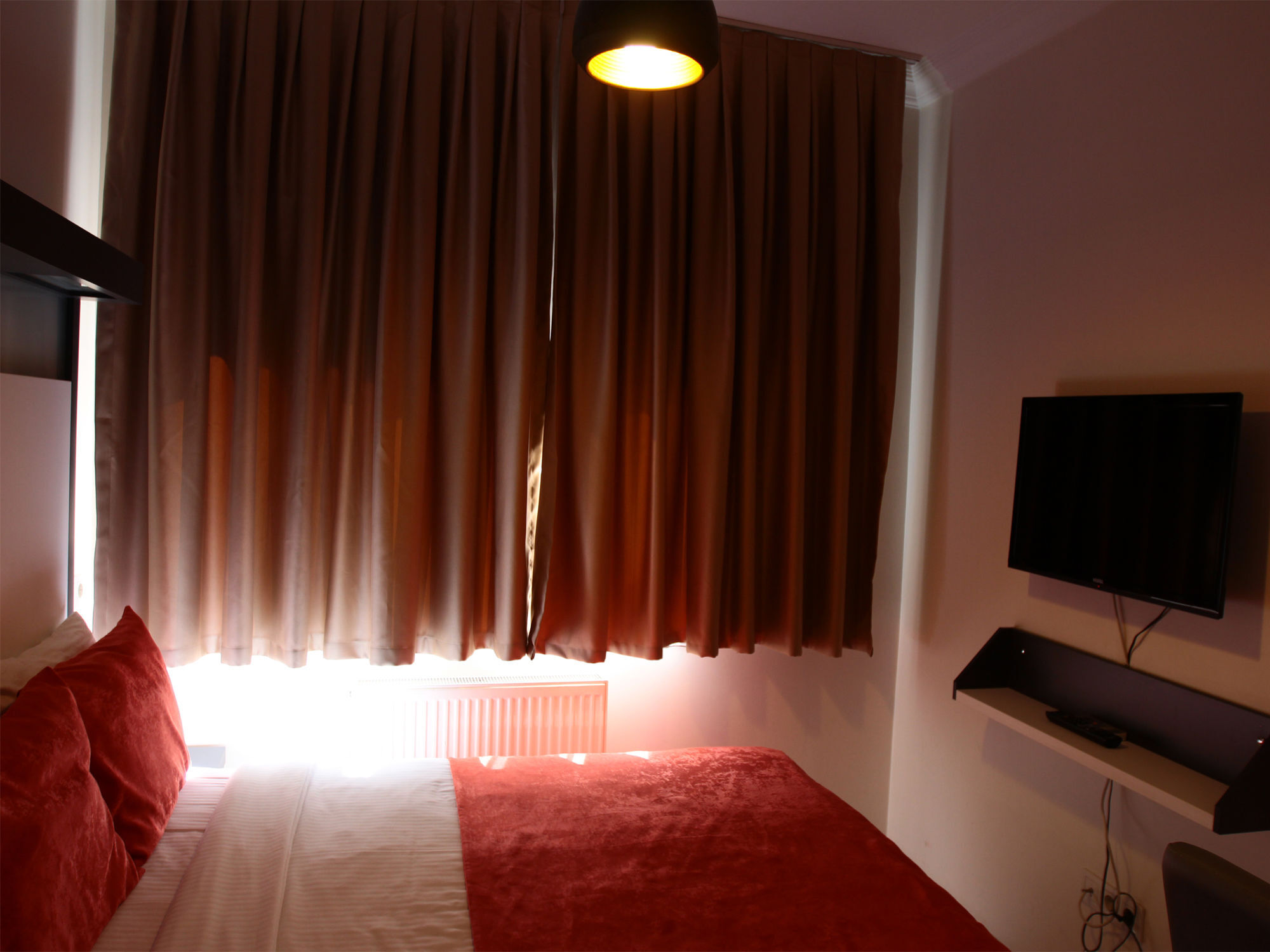 Hotel The Legend Platine