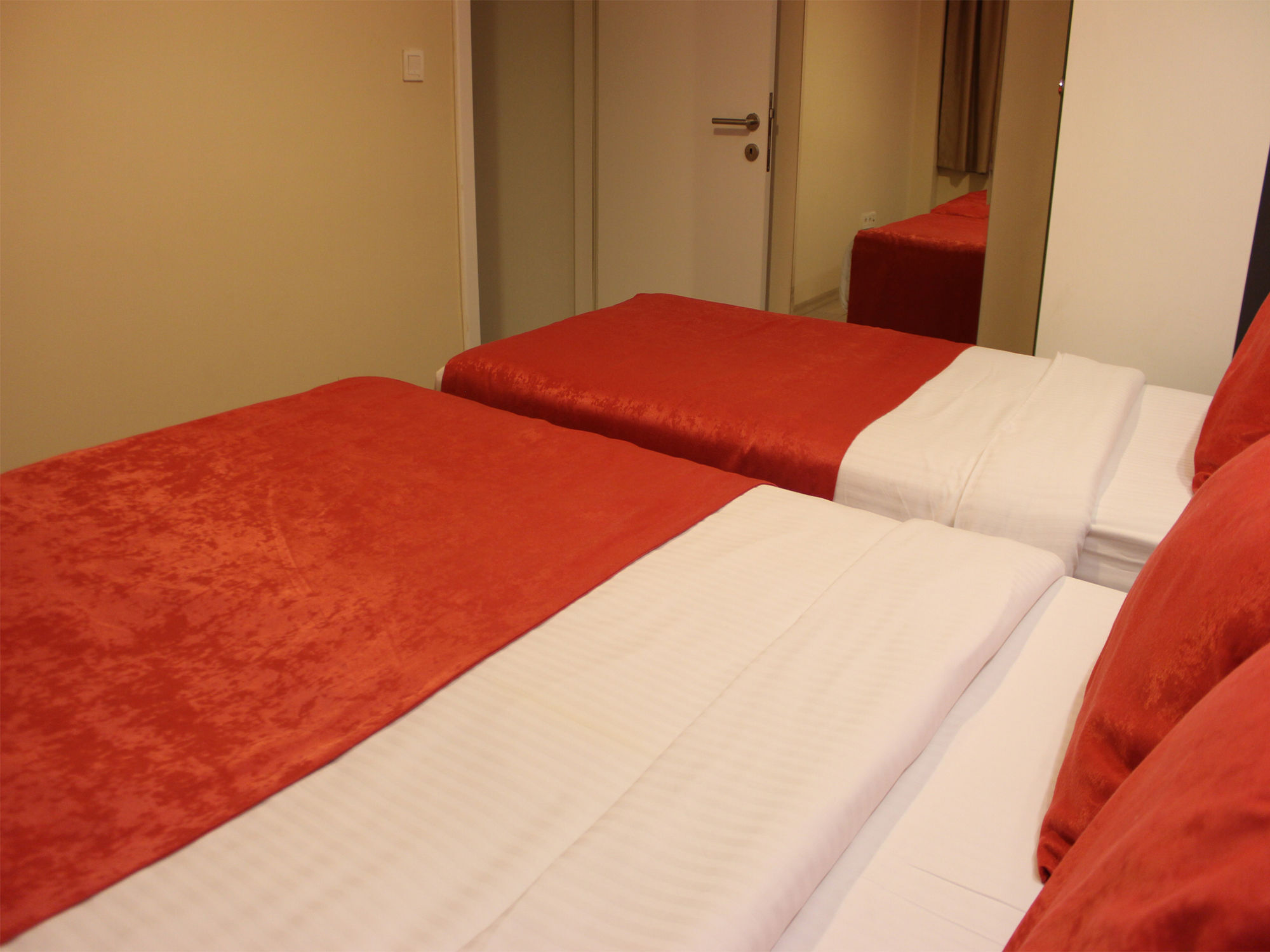 The Legend Platine Hotel