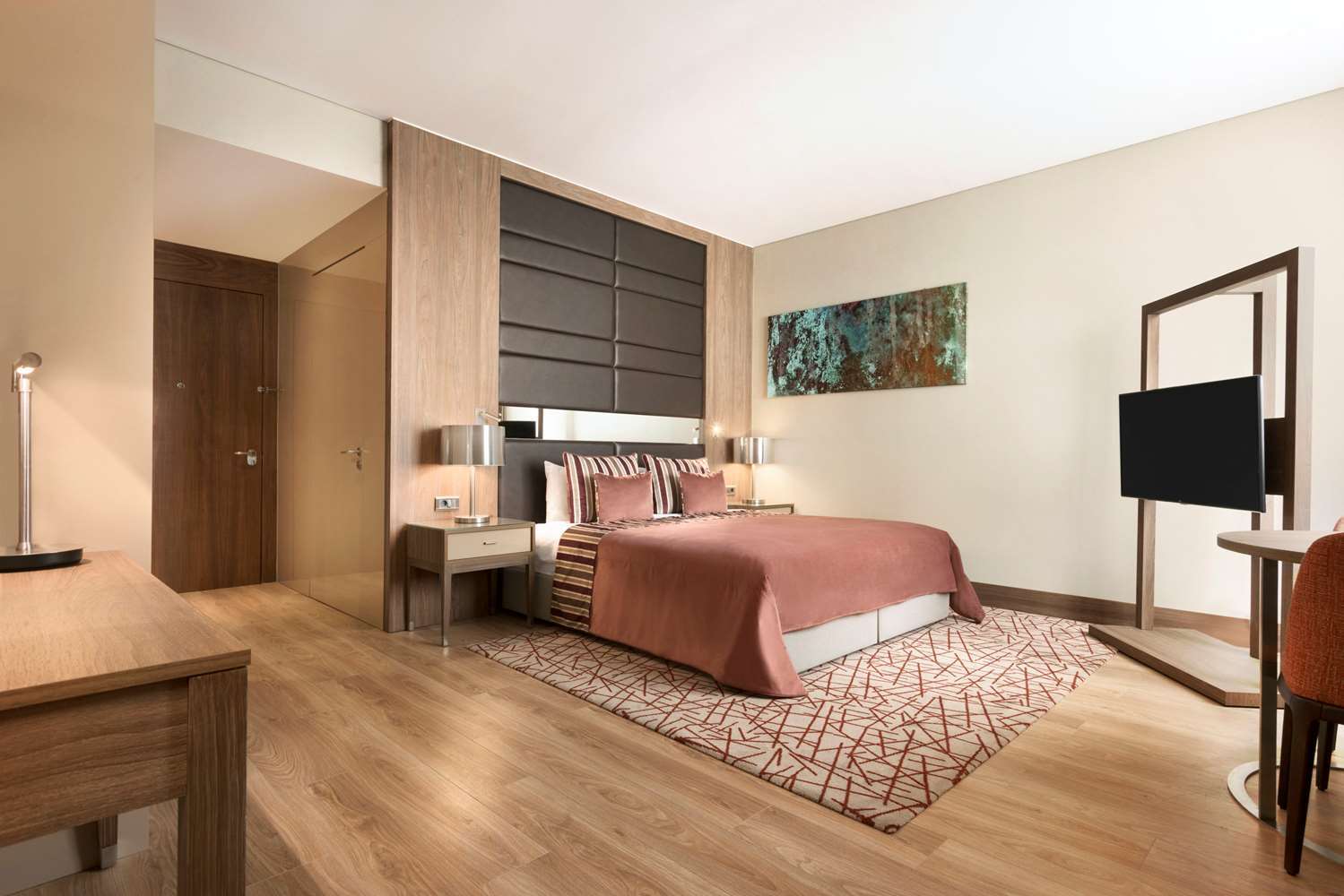Hawthorn By Wyndham Airport 5*