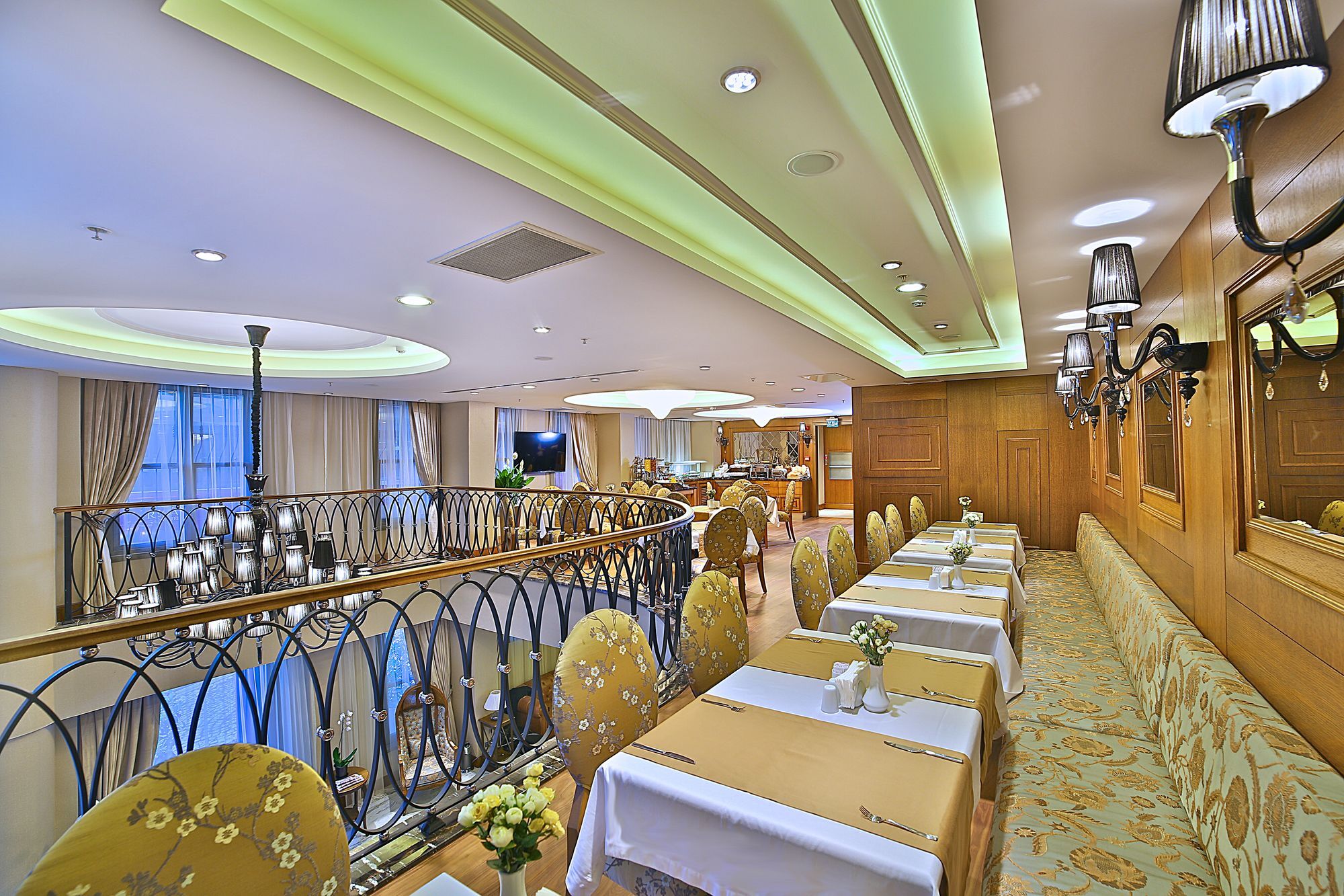 Hotel Adelmar Hotel Istanbul Sisli 4*