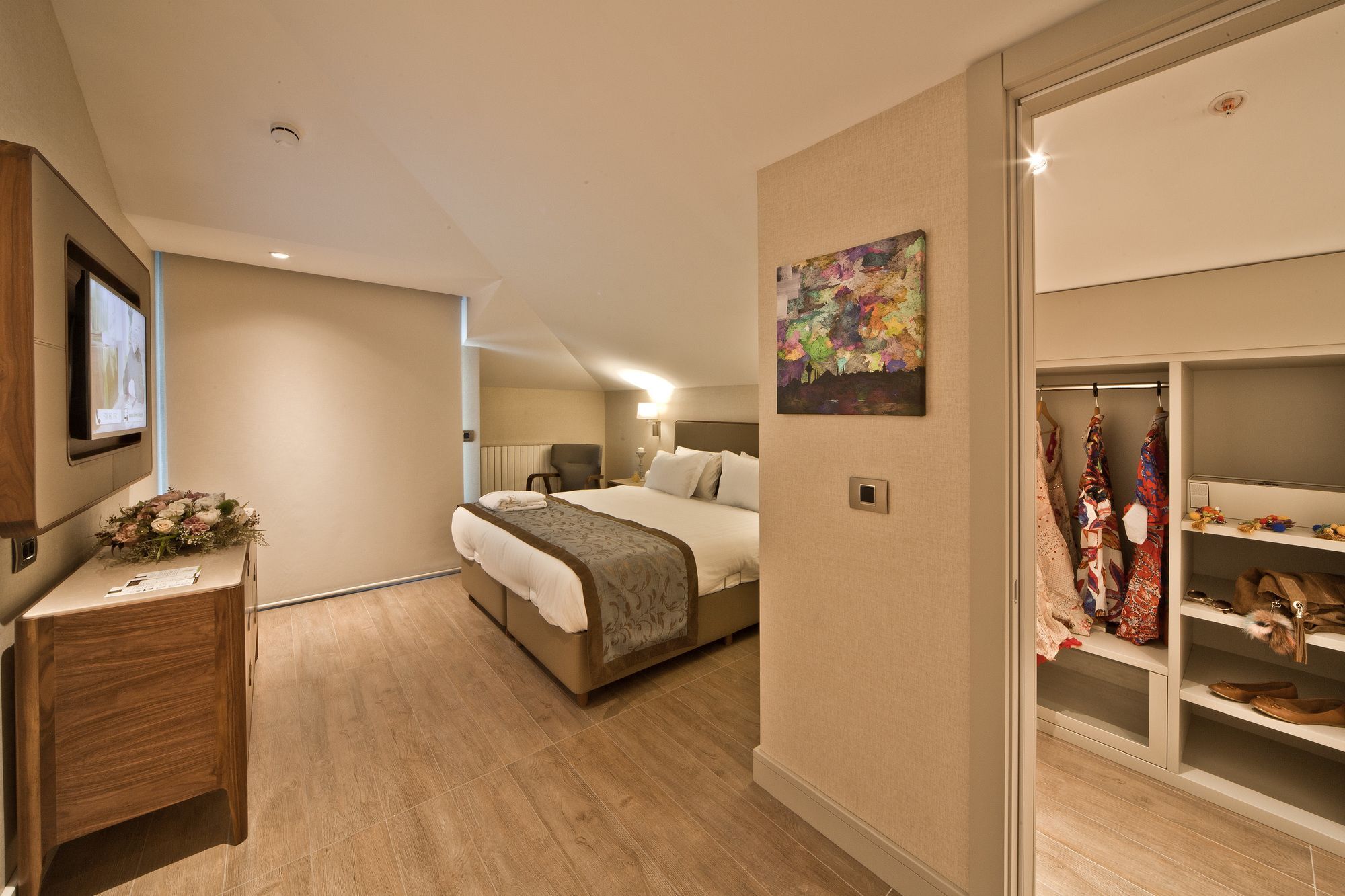 Tzl Nisantasi Aparthotel 5*