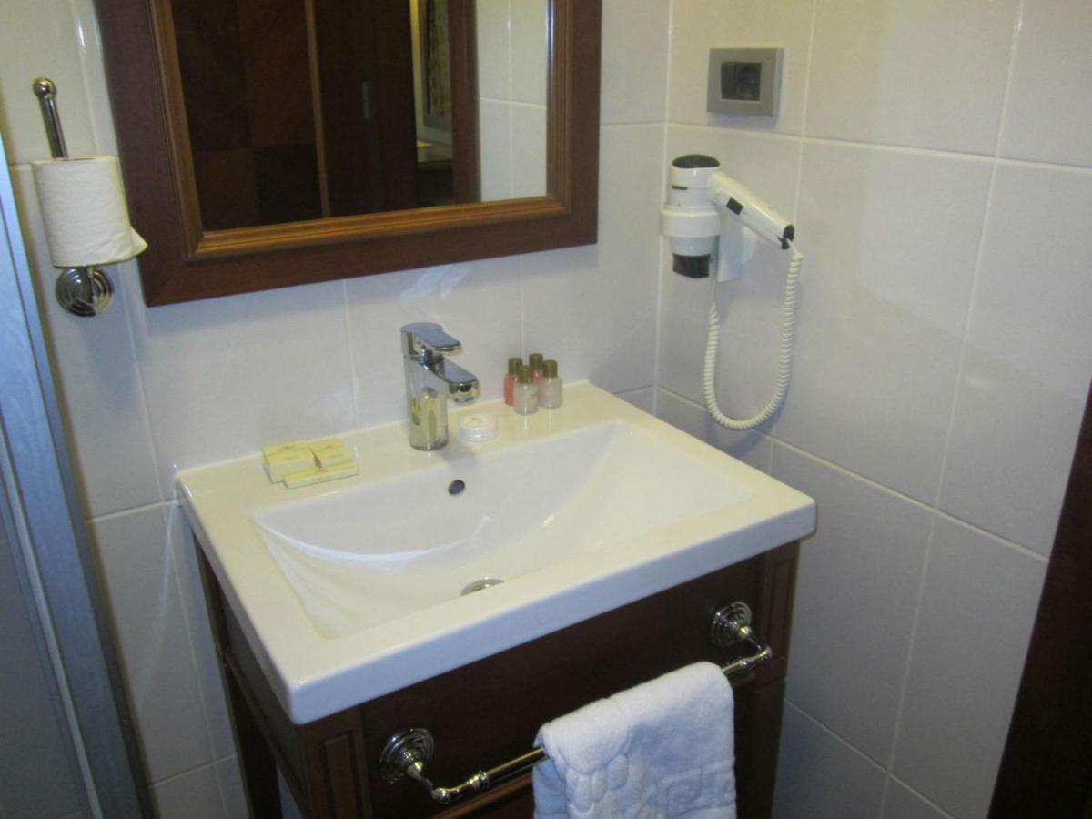 Hotel Perula &