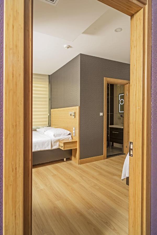 Demir Otel İstanbul