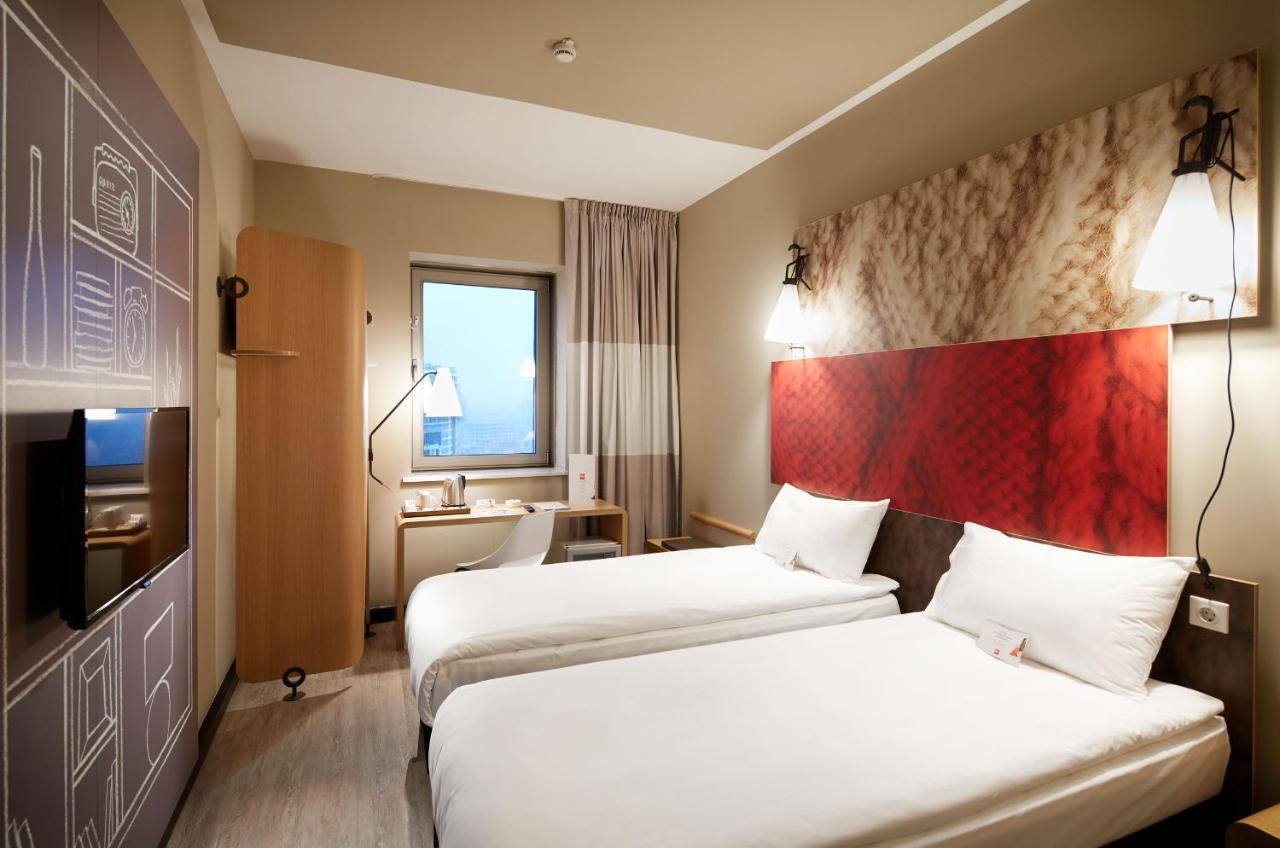 Ibis West Hotel 3*
