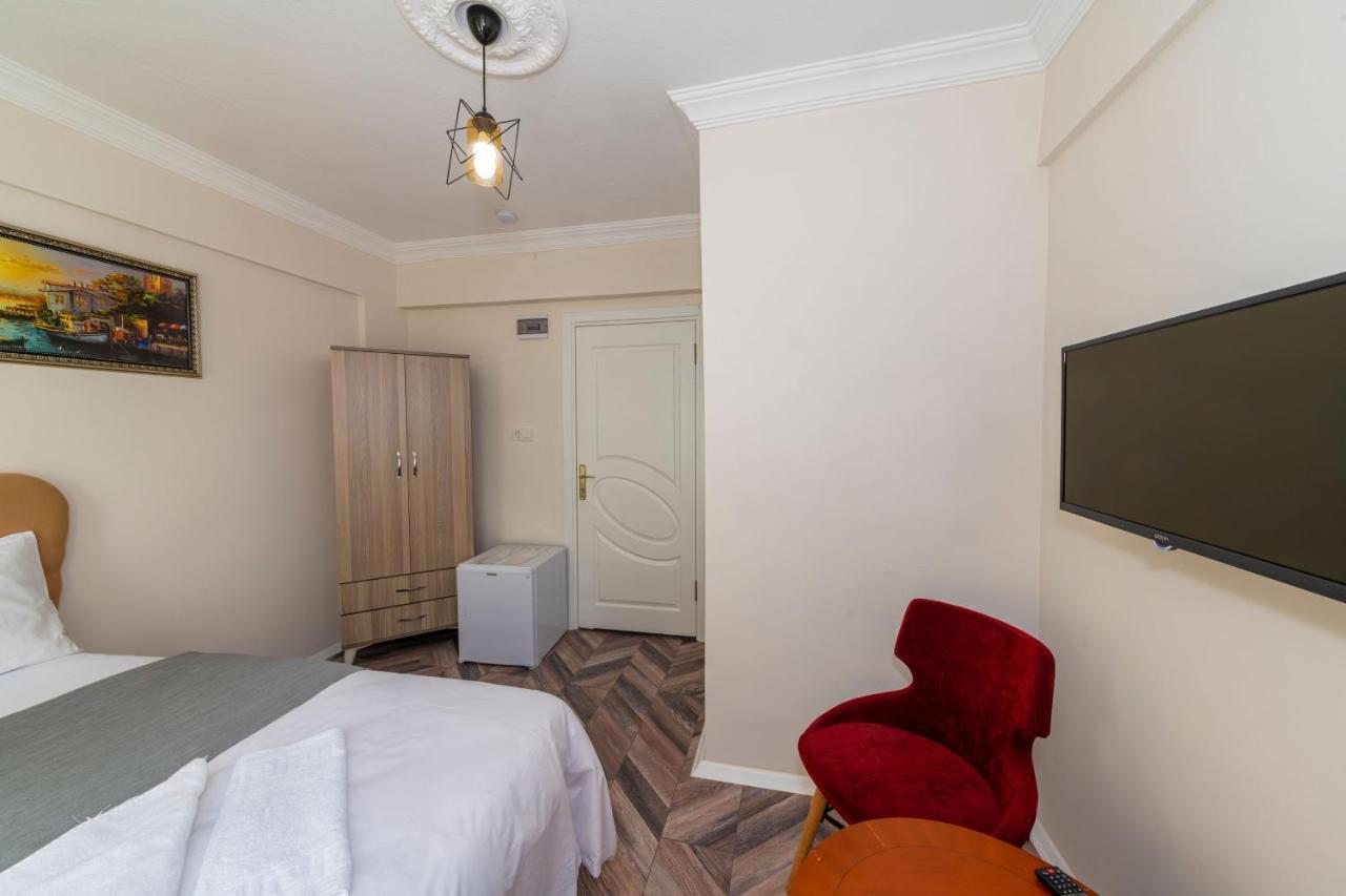 Kumkapi Romanos Homestay *