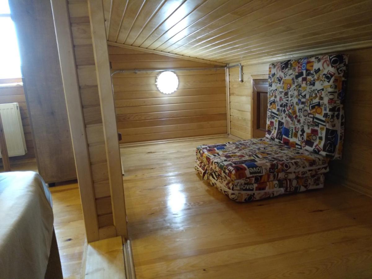 Retro & Wood *