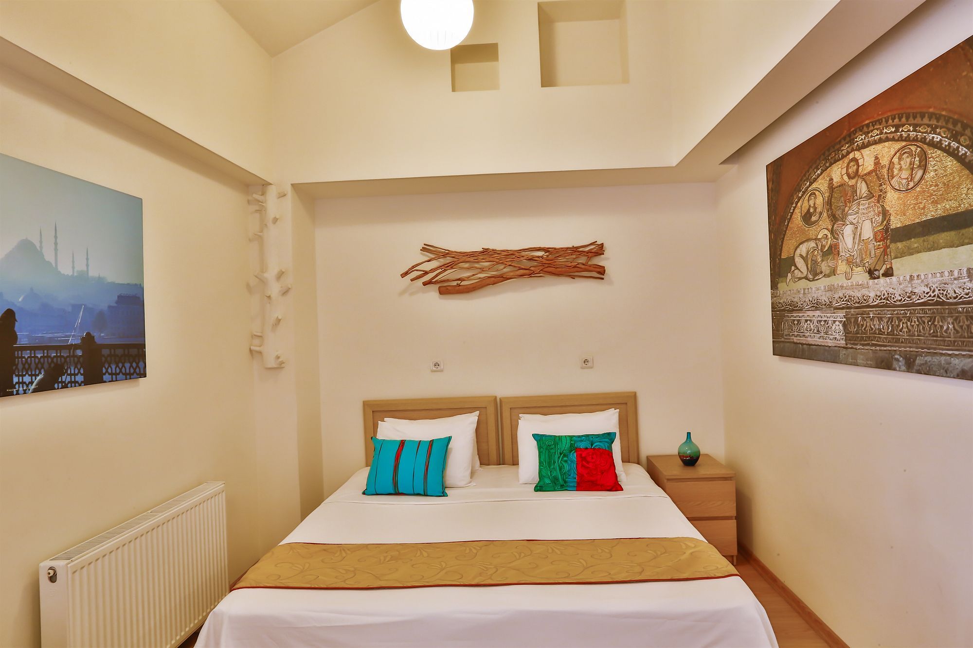 Han Hotel Otel 2*