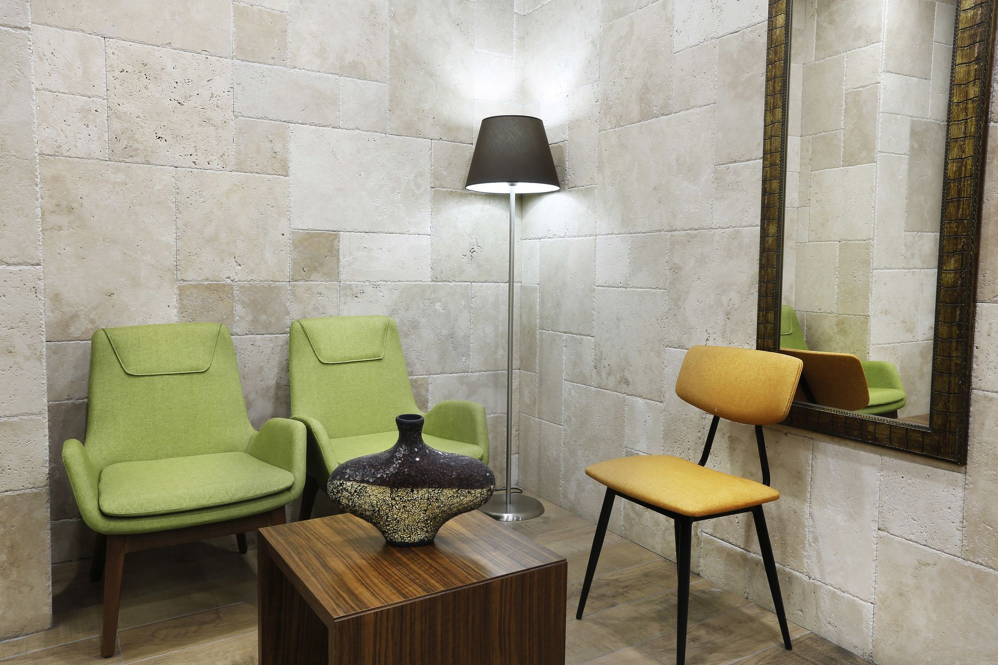 Otel The White Orient