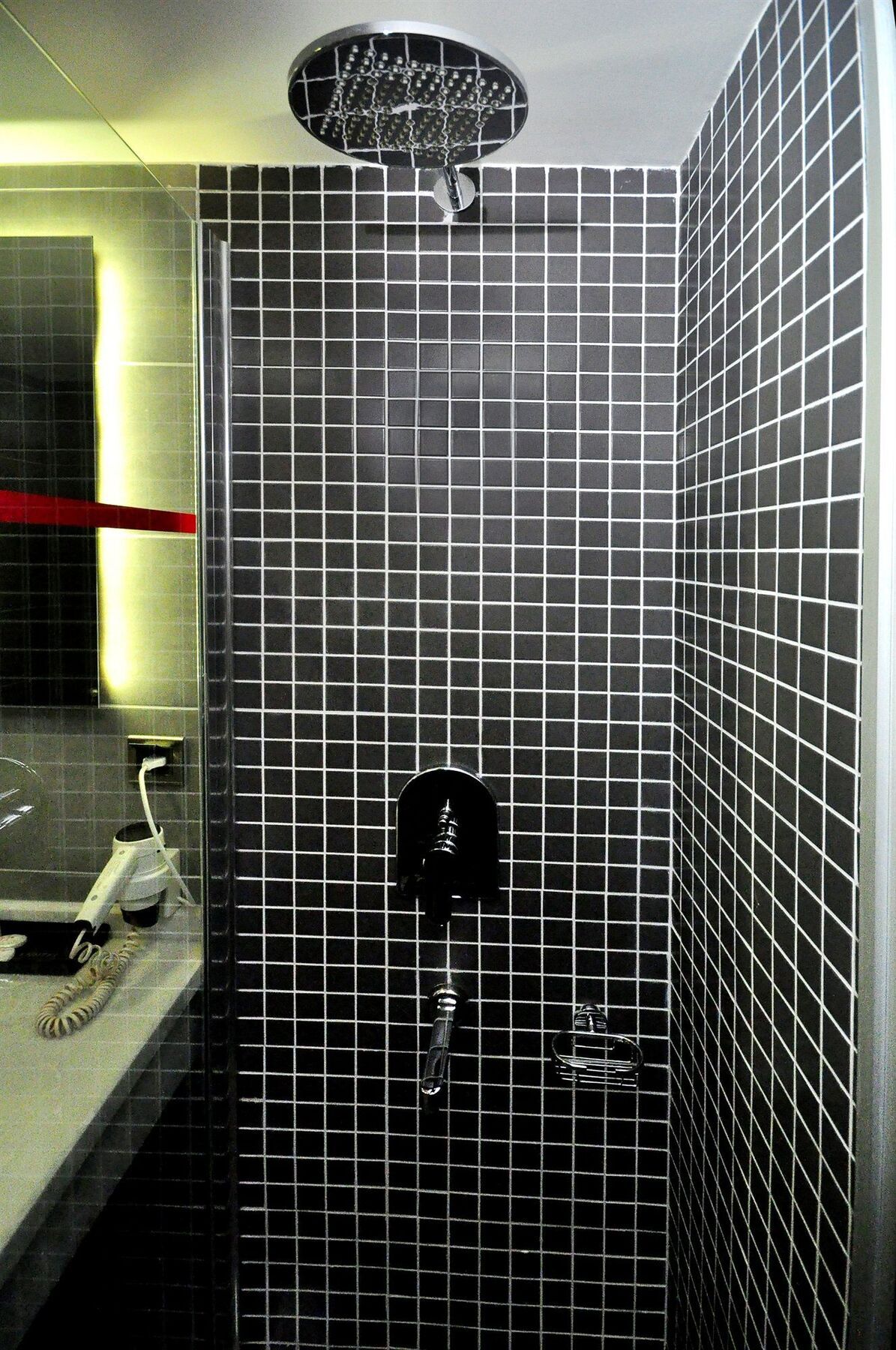 Osaka Airport Hotel 3*