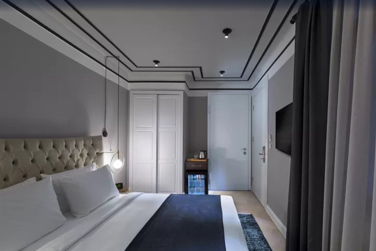 Walton Galata Hotel 4*