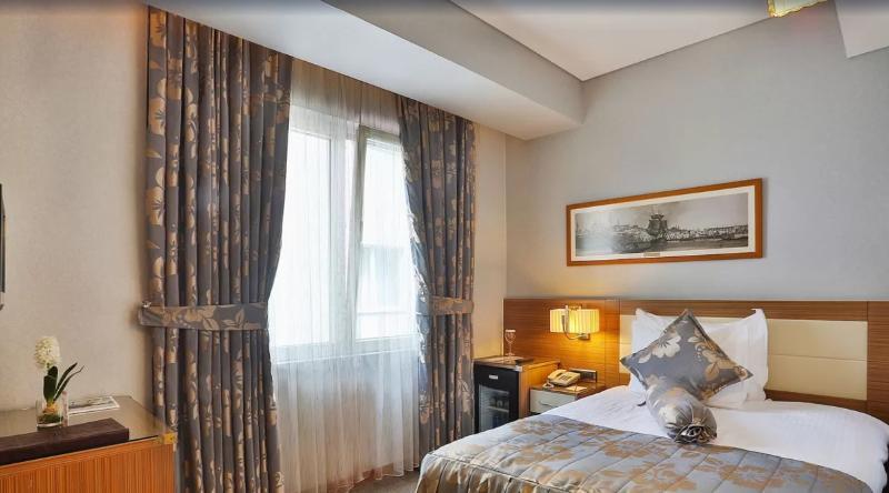 Momento - Special Category Hotel