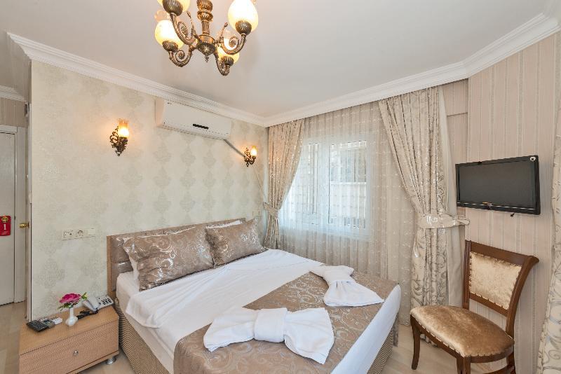 Le Safran Palace