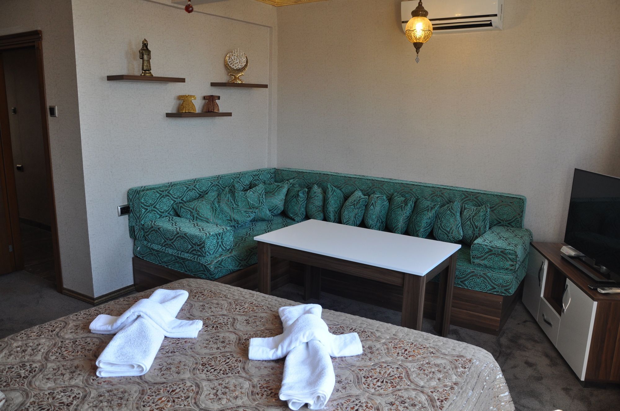 The Pashas Apartment *