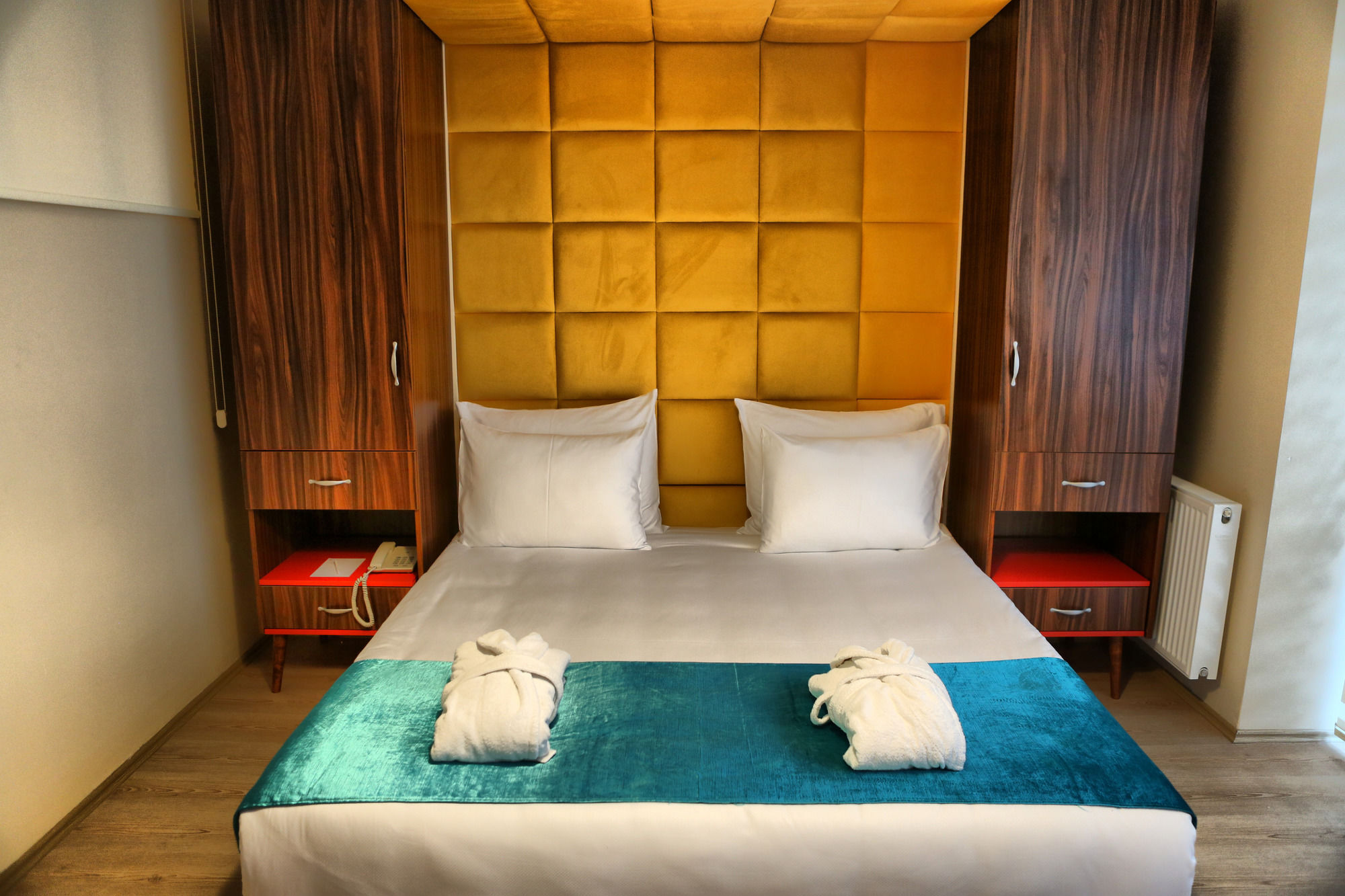 Aparthotel The Corner Palace 2*