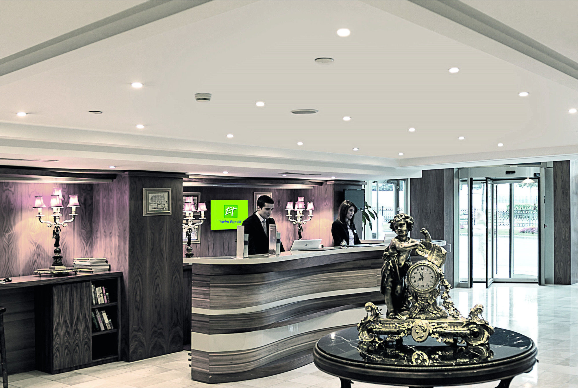 Taxim Express Bosphorus Hotel 4*