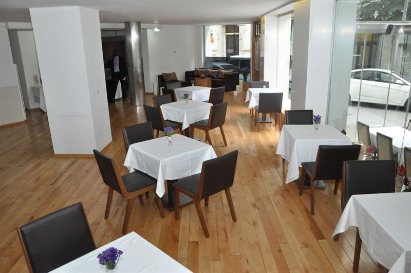 Istcity Hotel 3*
