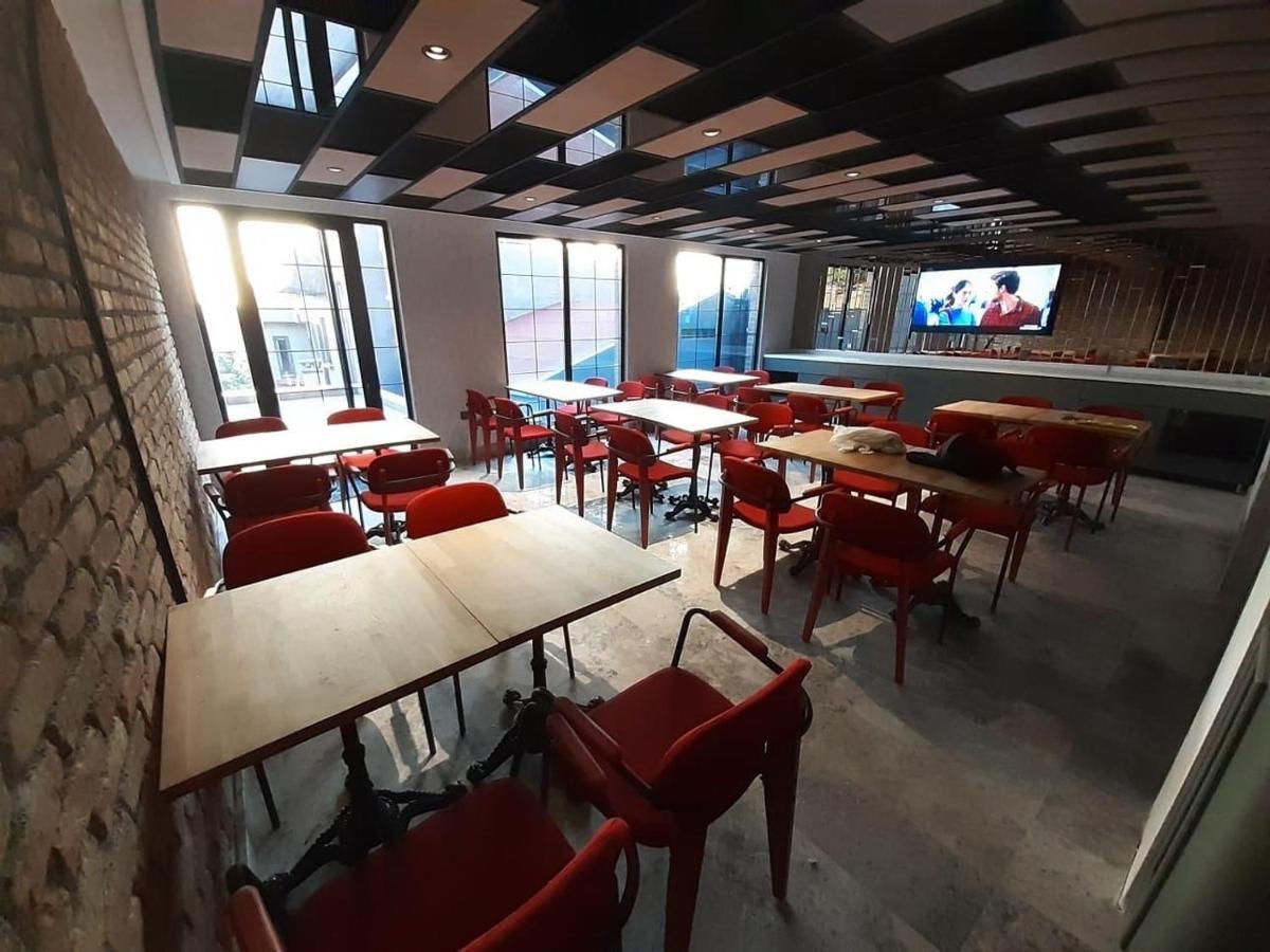 Hotel Taksim Pera Orient 4*