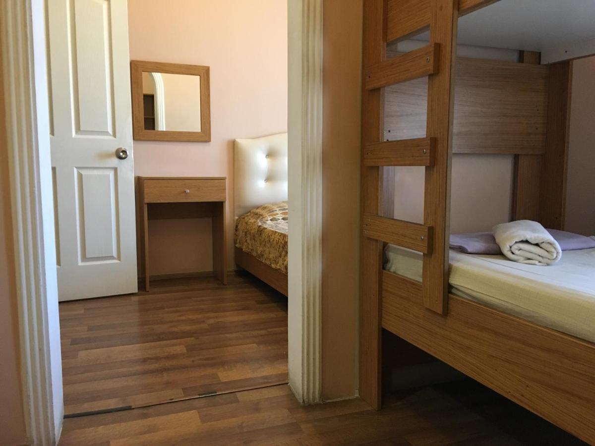 Hostel Second