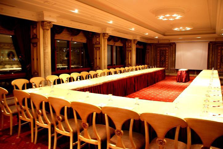 Sozbir Royal Hotel