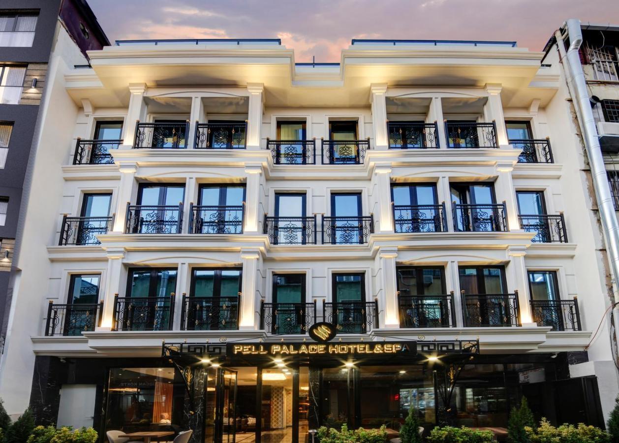 Pell Palace & Hotel 2*