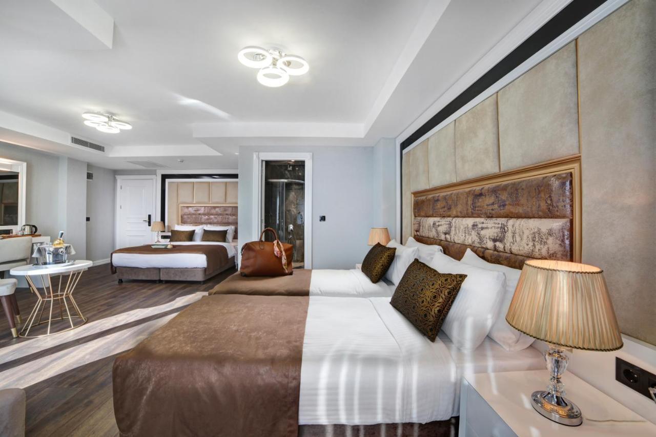 Pell Palace & Hotel