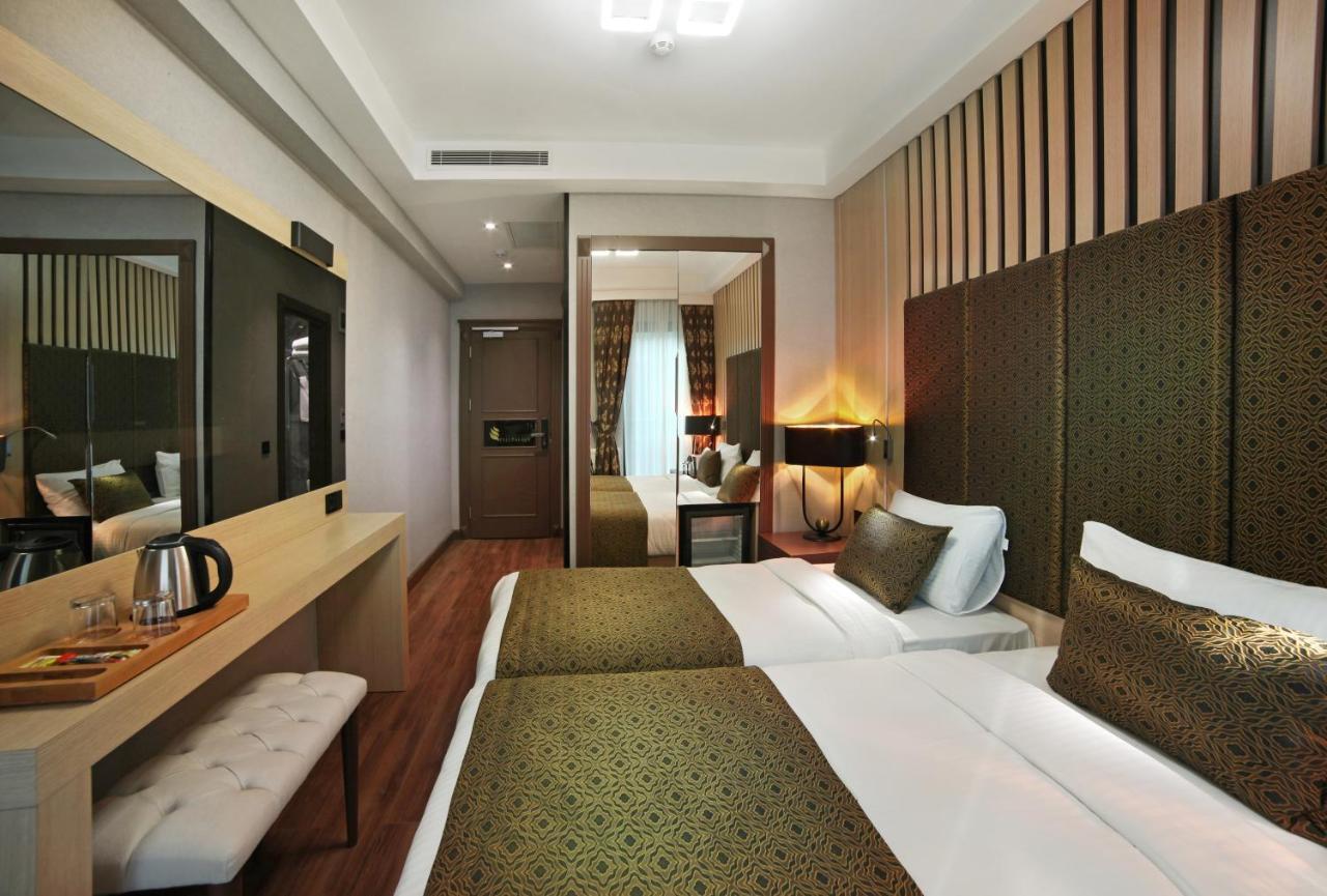 Pell Palace & Istanbul