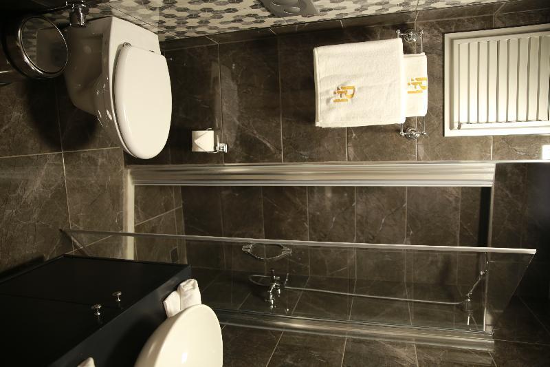 Pelican House 3*