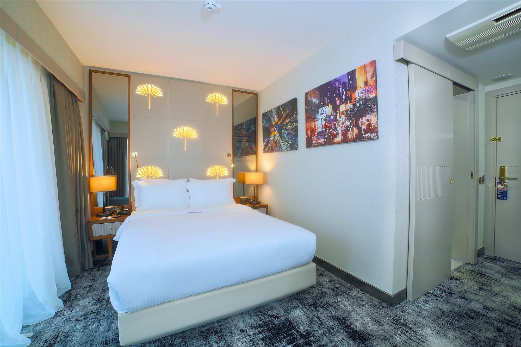 Tryp By Wyndham Topkapi Hotel 4*