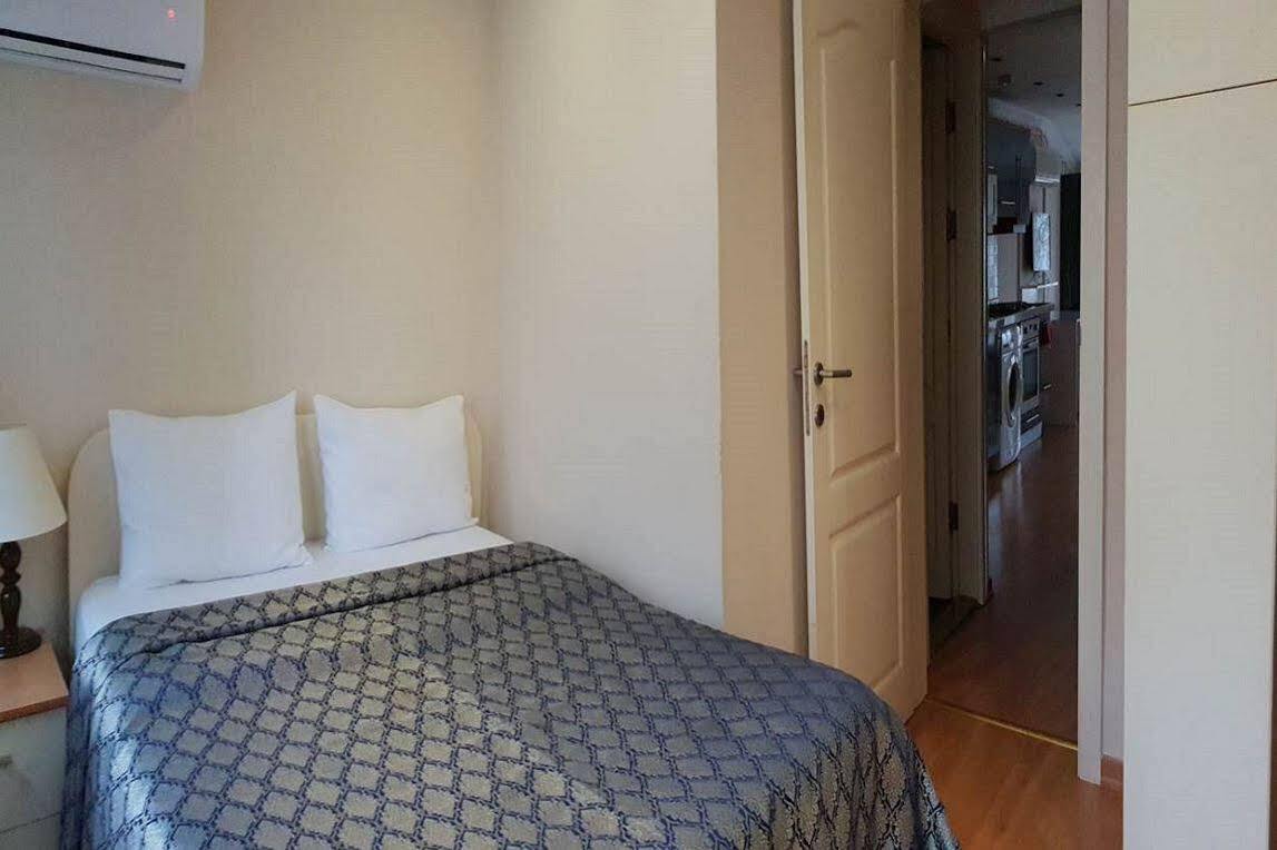 Away Aparthotel