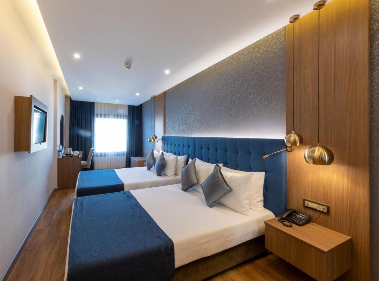 Otel Nova Plaza Crystal & 4*