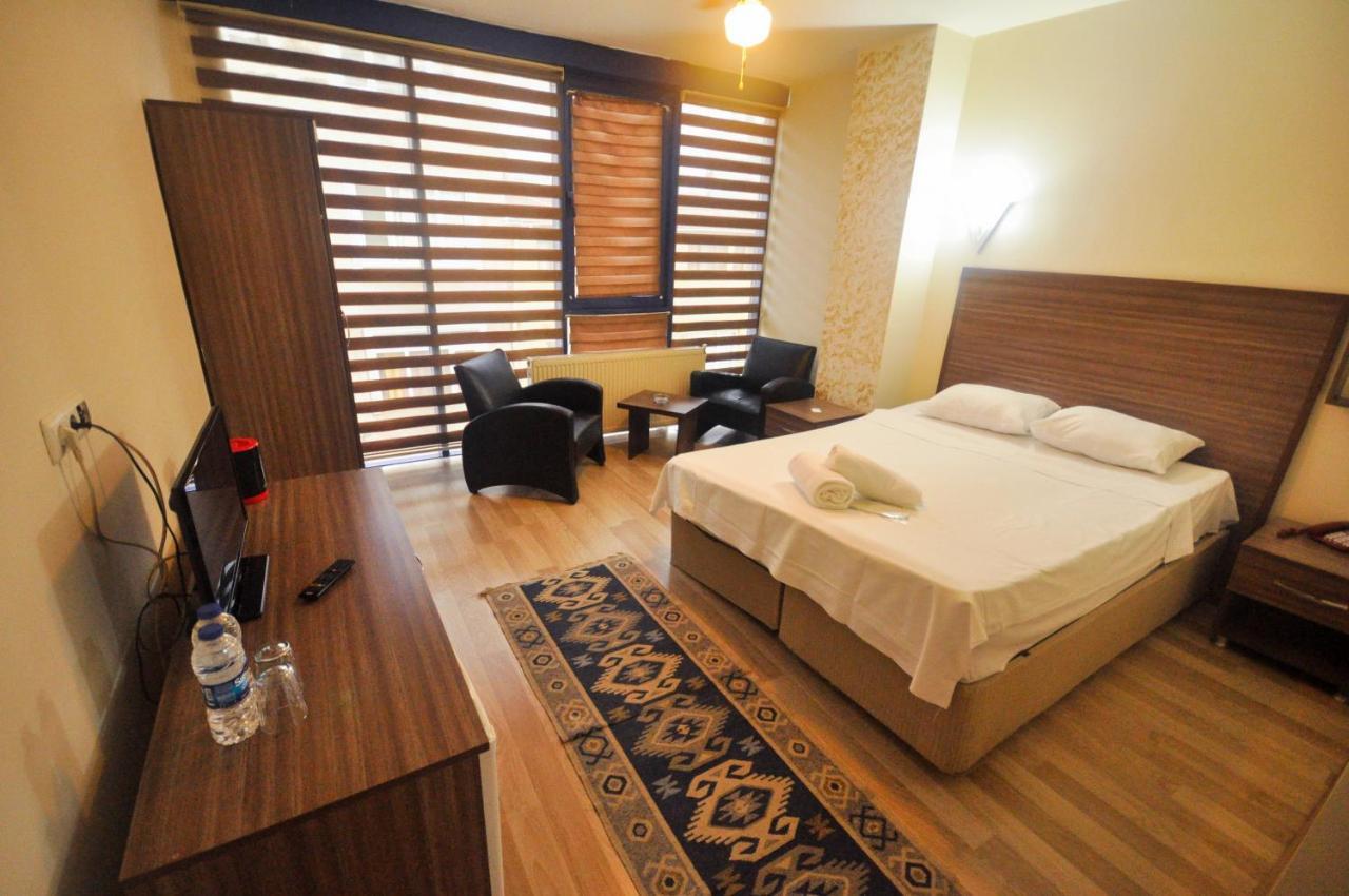 Blue Otel