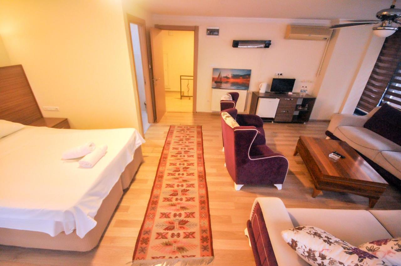 Blue Otel