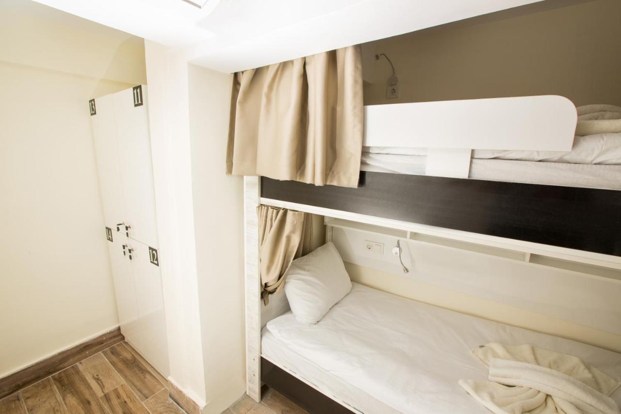 Honey Hostel