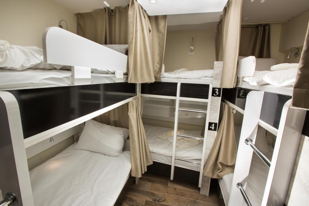Hostel Honey