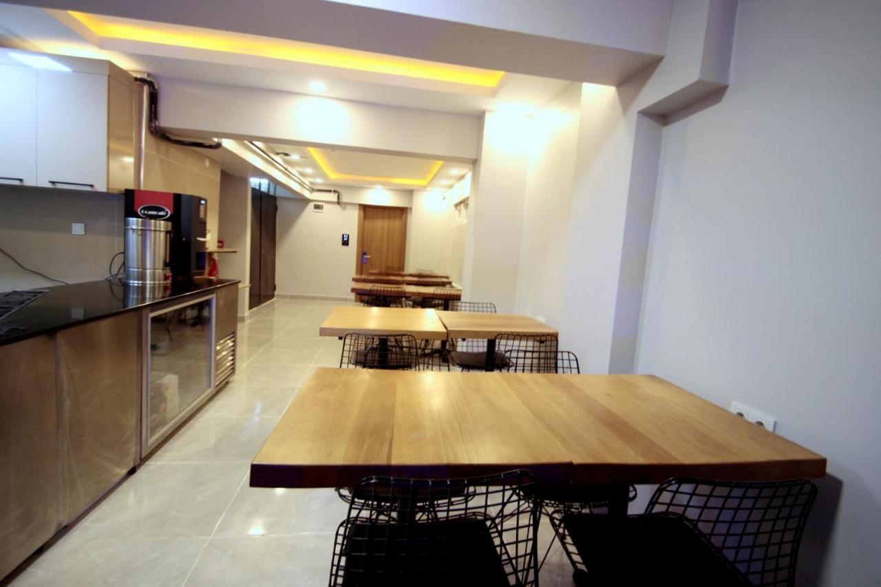Hotel Hira 3*