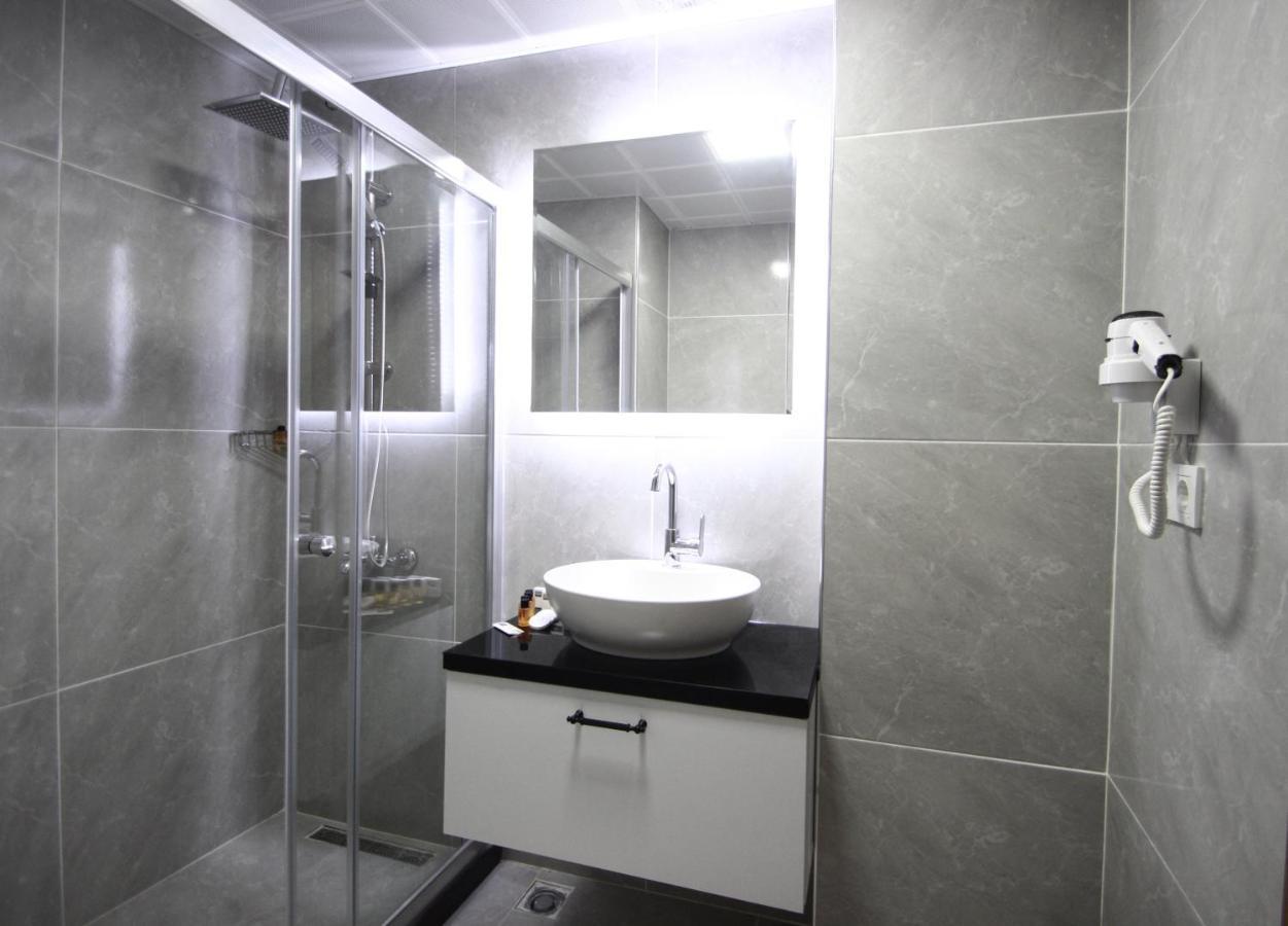 Hira 3* Istanbul