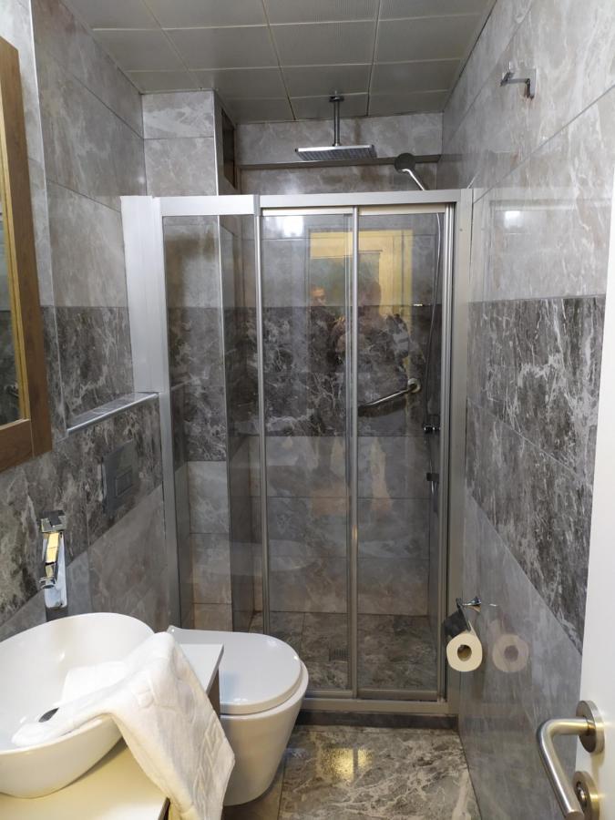 The Wolf 3* Istanbul