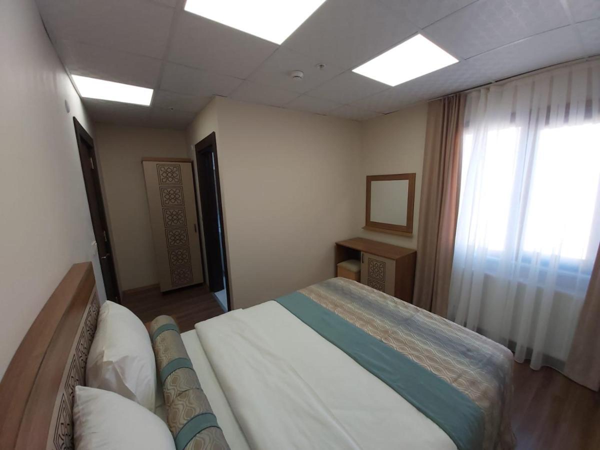 Camellia Hotel