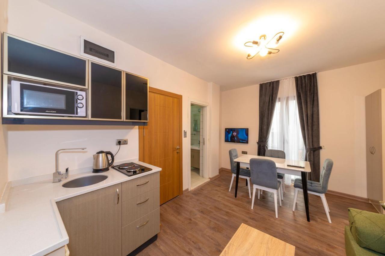 First Apart Apartamento *
