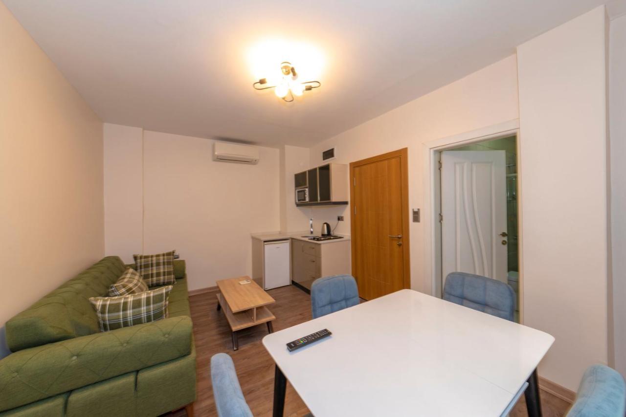 First Apart Apartamento *