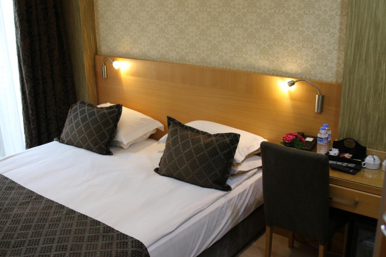 Hotel Emerald