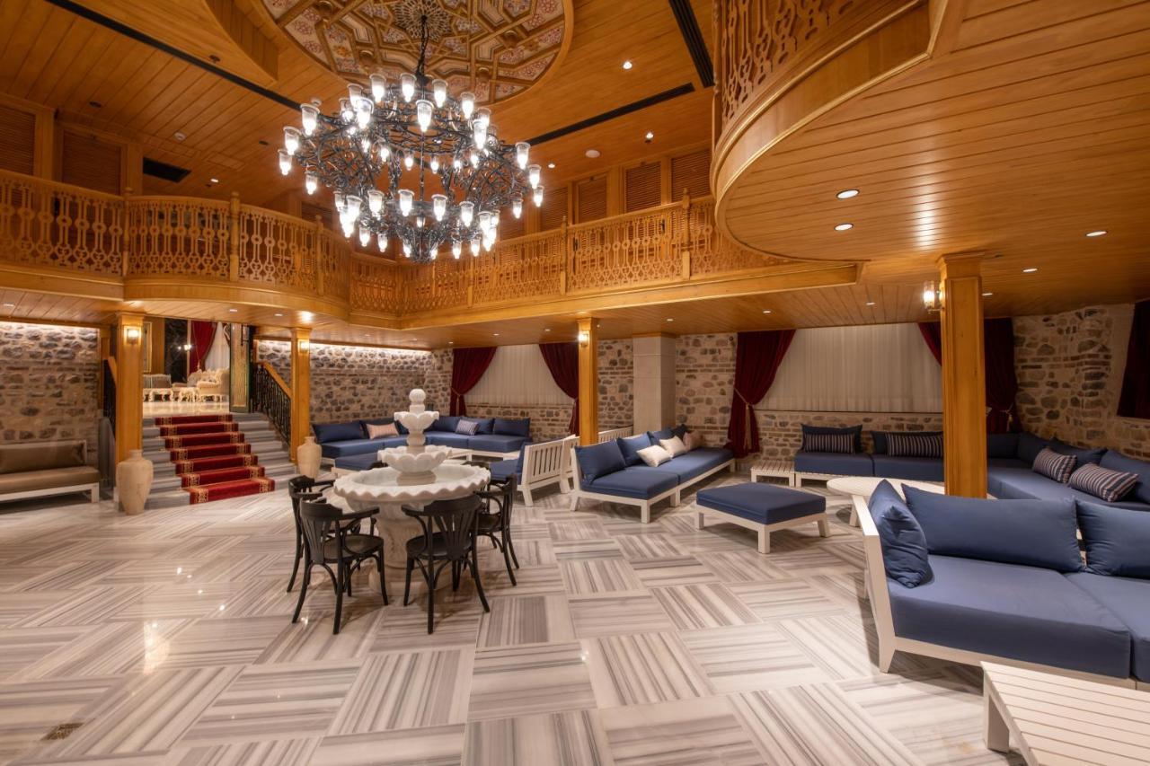 Nova Plaza Pera Hotel 4*